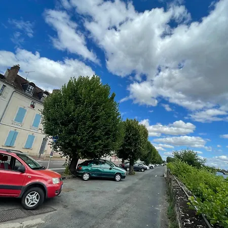 Ferienwohnung Le Mustang Internet Fibre Netflix Joigny Exterior foto
